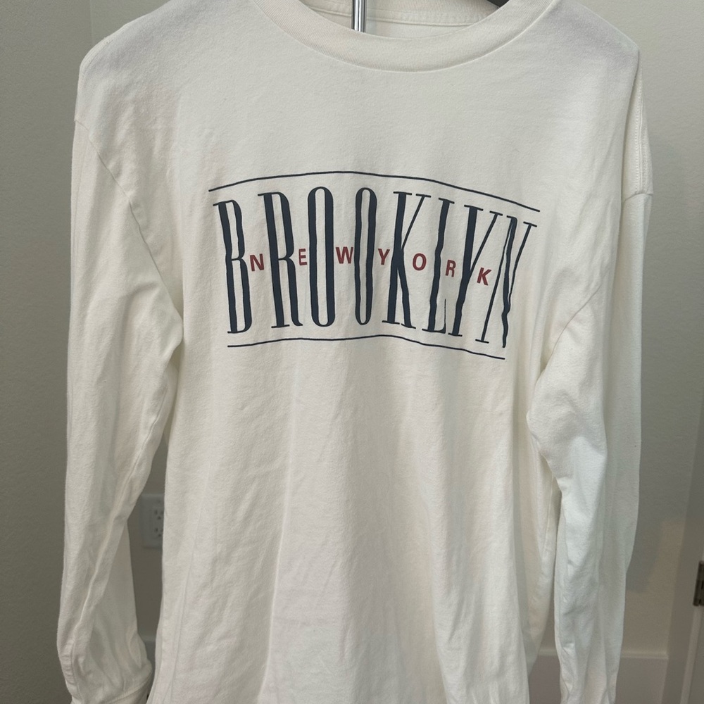 Abercrombie & Fitch White Long Sleeve Tee